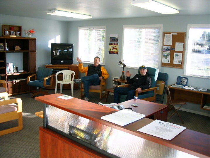 Courtesy car and bicycles available at a comfortable pilot lounge.